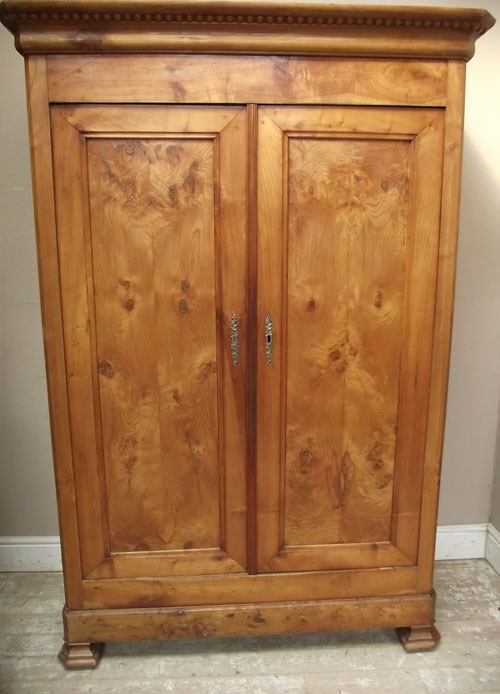 IF2787 LP style armoire